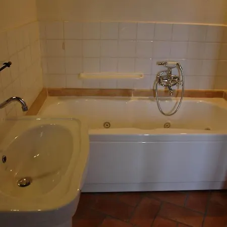Sleeps 10 Pool *
